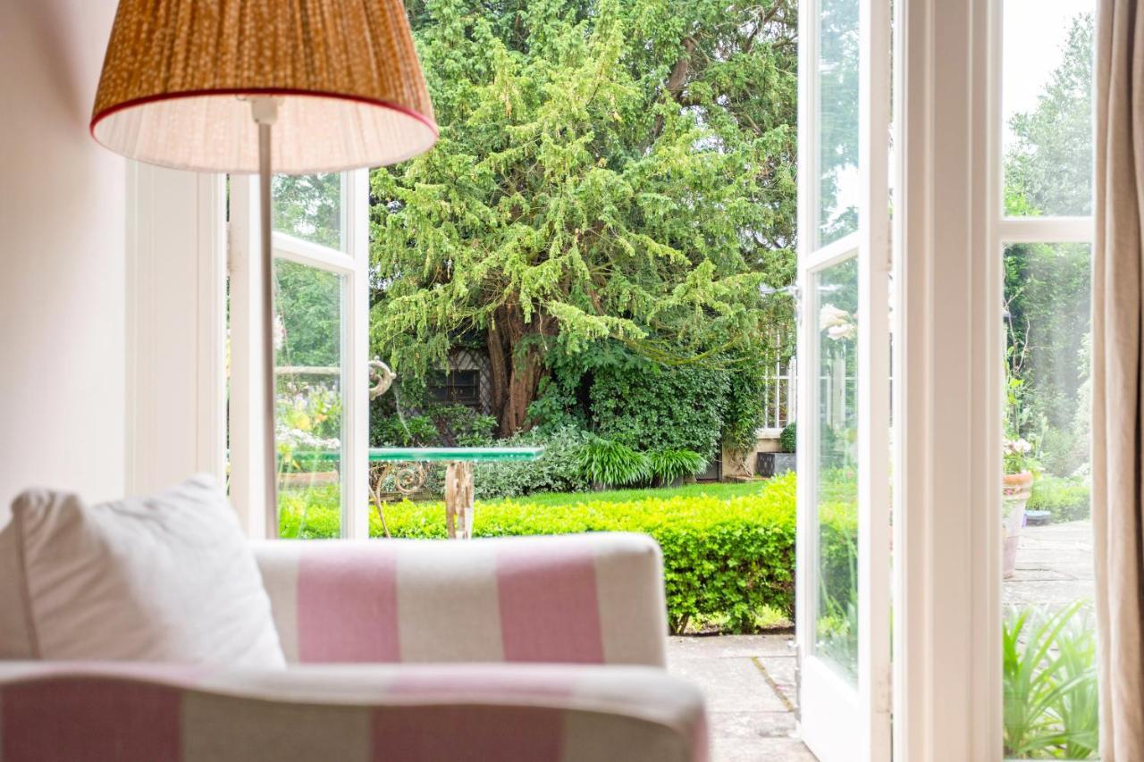 The Annexe - Beautiful Apartment With Garden Close To Heathrow And Windsor Staines-upon-Thames Luaran gambar